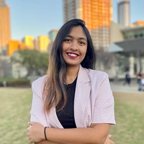 Alisha Amin