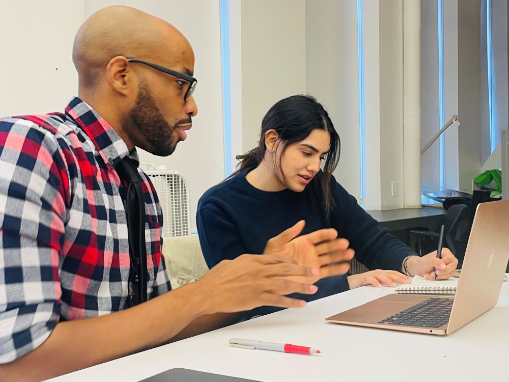 DeBose mentoring a student at the Parsons School of Architecture