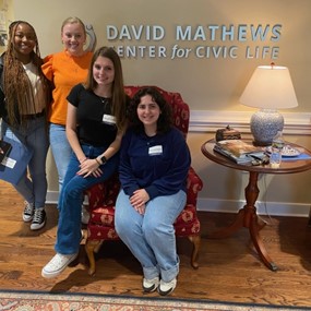 Mikailie Caulder, Jessica Criswell, Payton Davis and Kaitlin Stabler